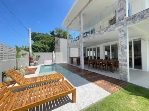 Casa com piscina, diversão e conforto em família